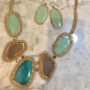 Kendra Scott Ava Necklace and matching earrings